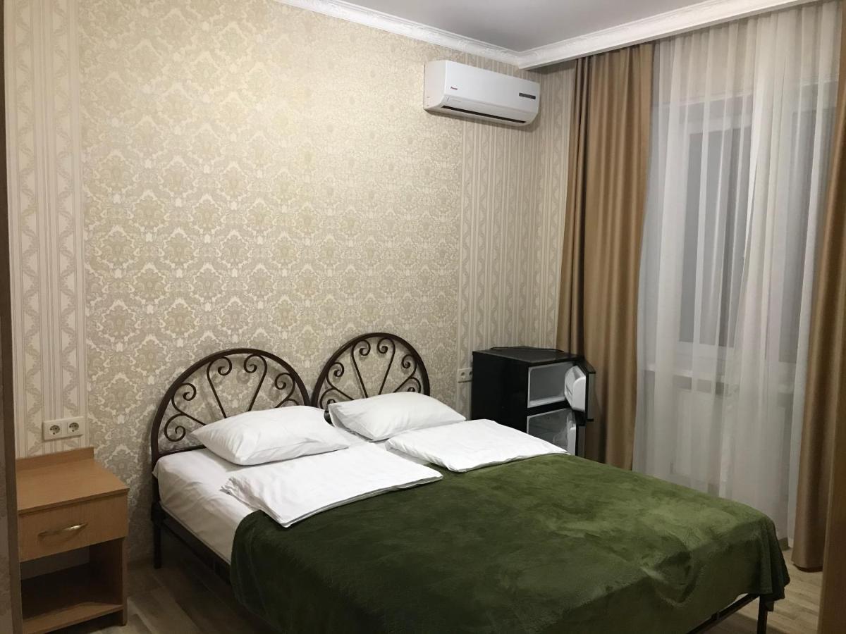 Nekrasov Hotel Gorjacsij Kljucs Kültér fotó